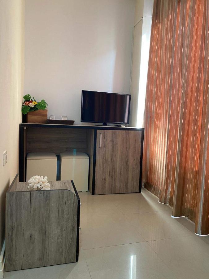 Apartamente Berti'S Garden Saranda Dış mekan fotoğraf