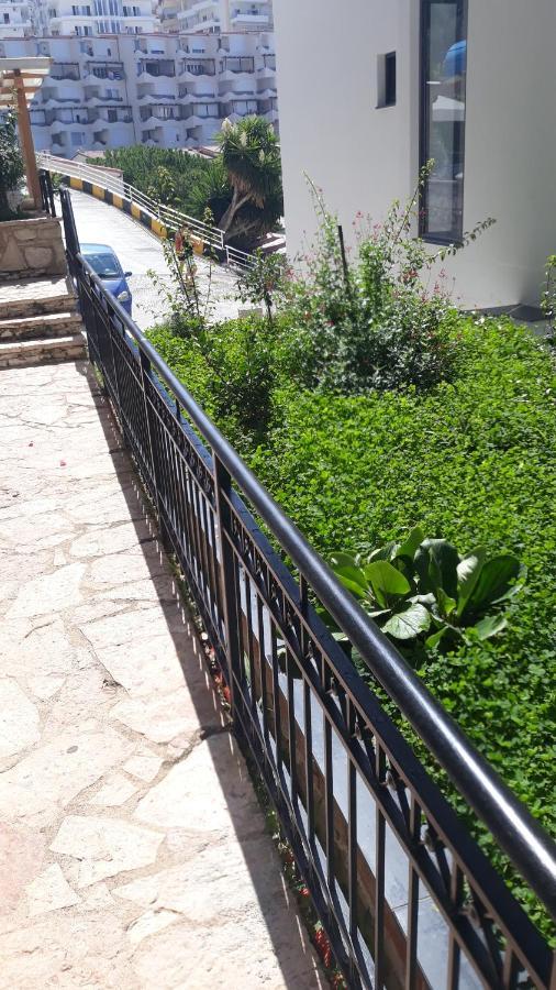 Apartamente Berti'S Garden Saranda Dış mekan fotoğraf