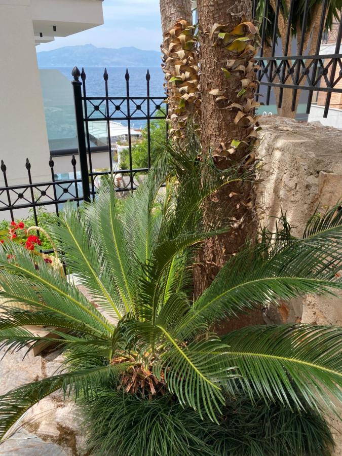 Apartamente Berti'S Garden Saranda Dış mekan fotoğraf