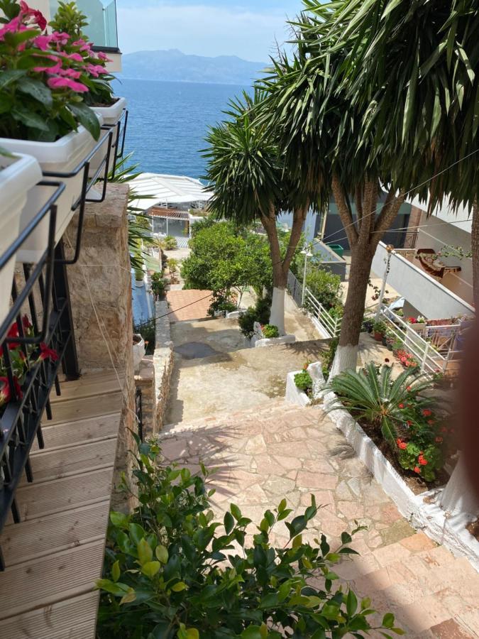 Apartamente Berti'S Garden Saranda Dış mekan fotoğraf